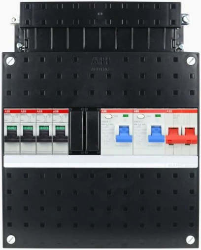 ABB SL-line Kleine enkele kast, afgebeeld met 4 groepen en hoofdschakelaar